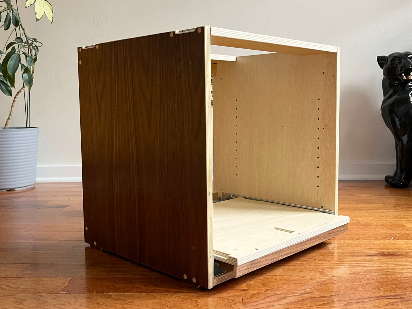 Standard Cabinet for Vinyl & All Purpose Crates